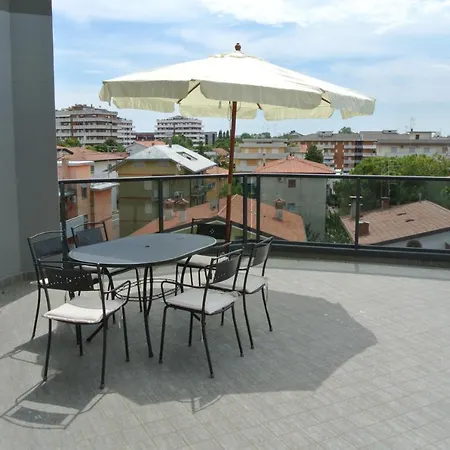 Katrina Apartment